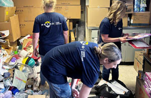 Volunteers working together